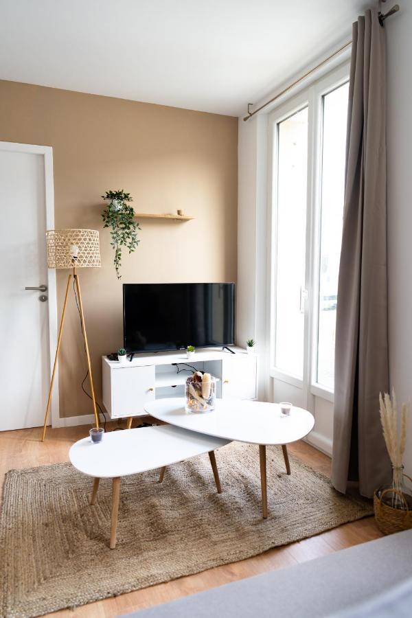 Appartement Cosy Avec Parking Prive A Saumur Exterior foto